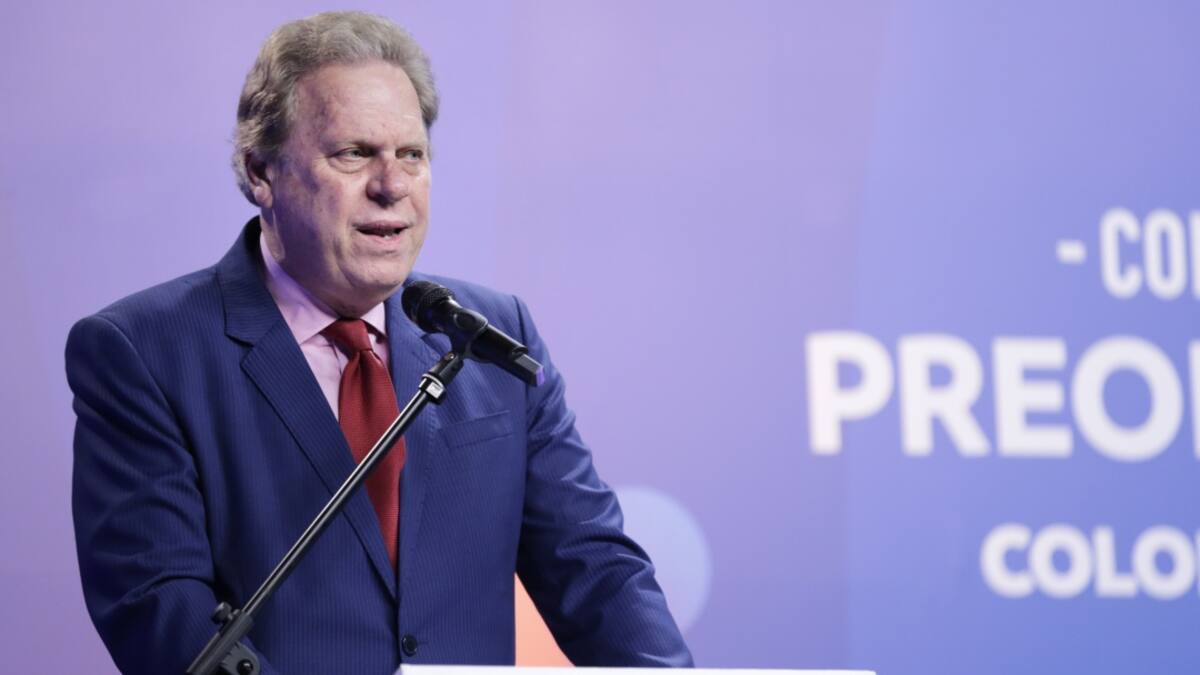 Ramón Jesurún respaldó a Arturo Reyes como DT de selecciones juveniles