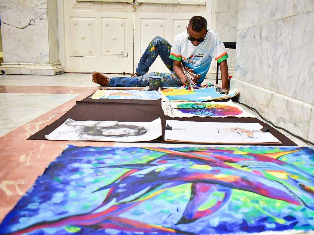 Artistas del Centro Histórico muestran sus talentos en el Teatro Adolfo Mejía