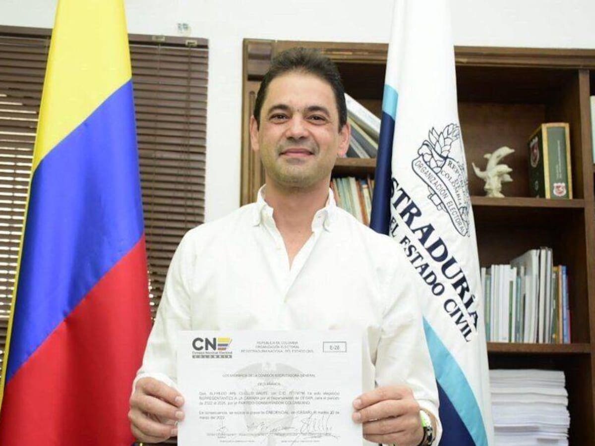 Tildan de machista a congresista conservador Ape Cuello por pelea en el Congreso