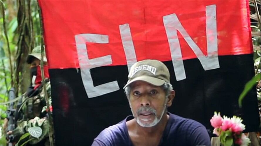 Captura de video divulgado hoy, jueves 18 de agosto de 2016, por el Ejército de Liberación Nacional (ELN) del exrepresentante colombiano a la Cámara Odín Sánchez Montes de Oca, desde el Chocó. Foto: Agencia EFE
