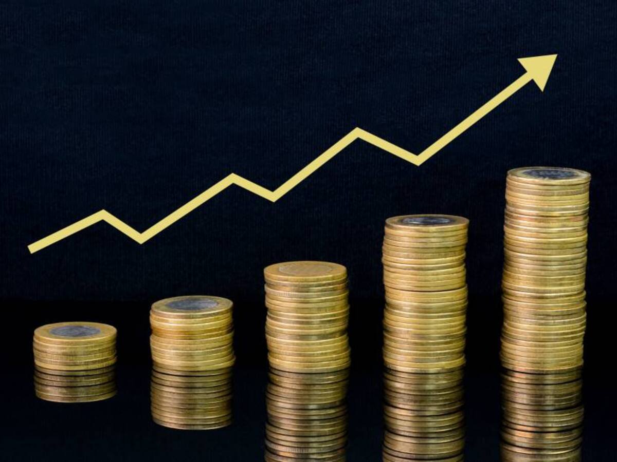 Inflación de la OCDE en febrero llegó al 7,7%, el nivel más alto desde 1990