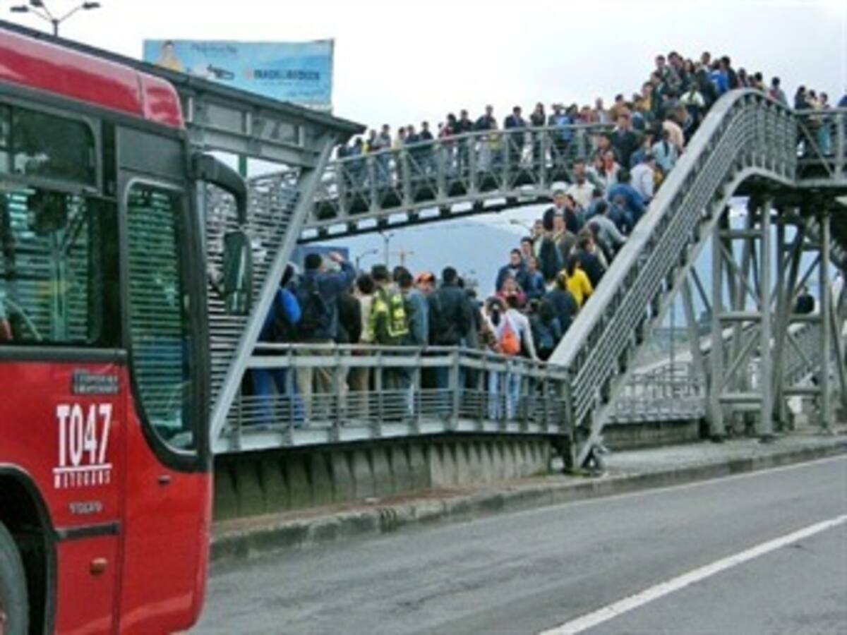 Más de 4 mil multas de Transmilenio a sus operadores este año por fallas en el servicio