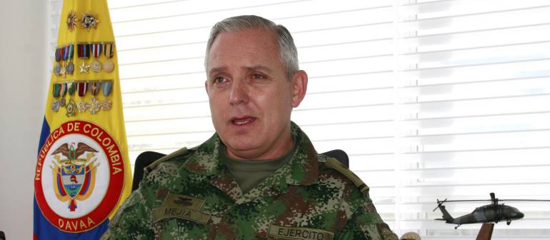 general Alberto José Mejía, comandante del Ejército Nacional