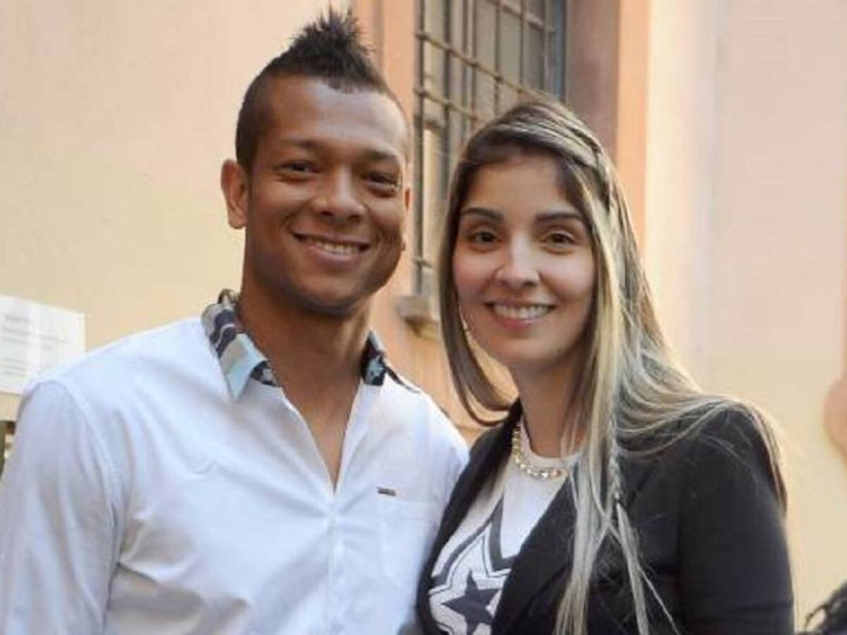 Critican a Freddy Guarín por cambiar a su ex Andreina por Sara Uribe