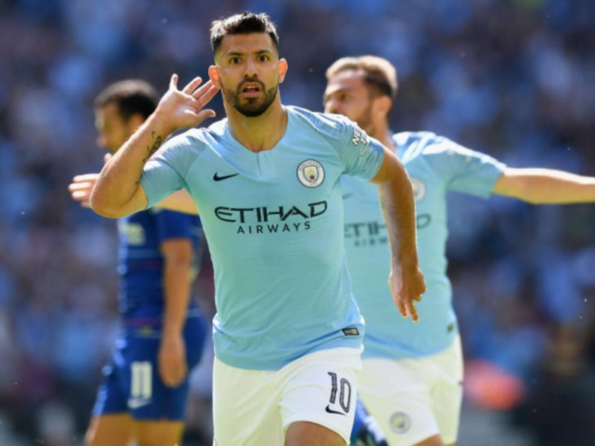 Un doblete de Agüero corona al City campeón de la Community Shield