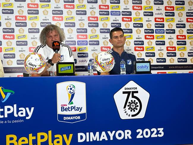 Alberto Gamero y Davis Mackalister Silva en rueda de prensa previo a la final de la Copa Colombia 2023