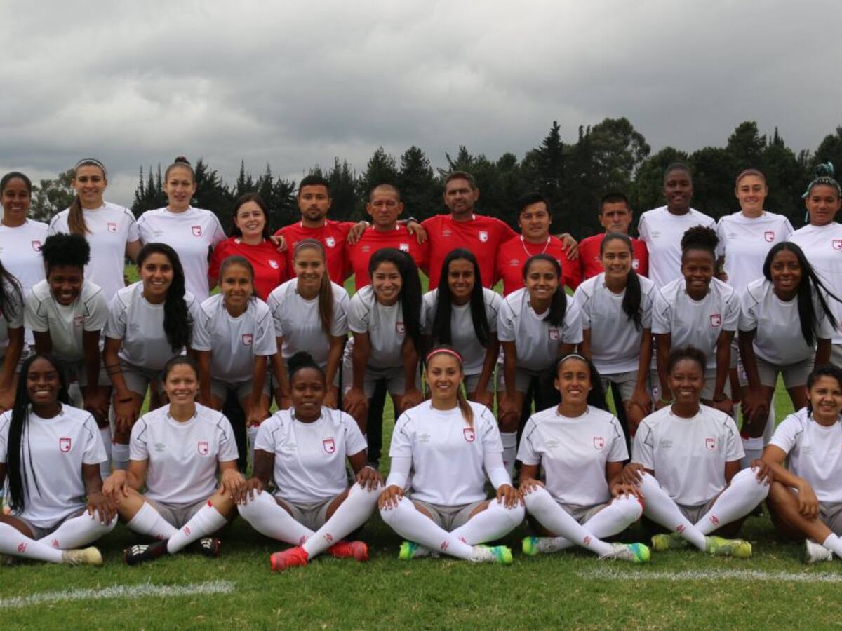 Santa Fe femenino presentó su equipo para la Copa Libertadores