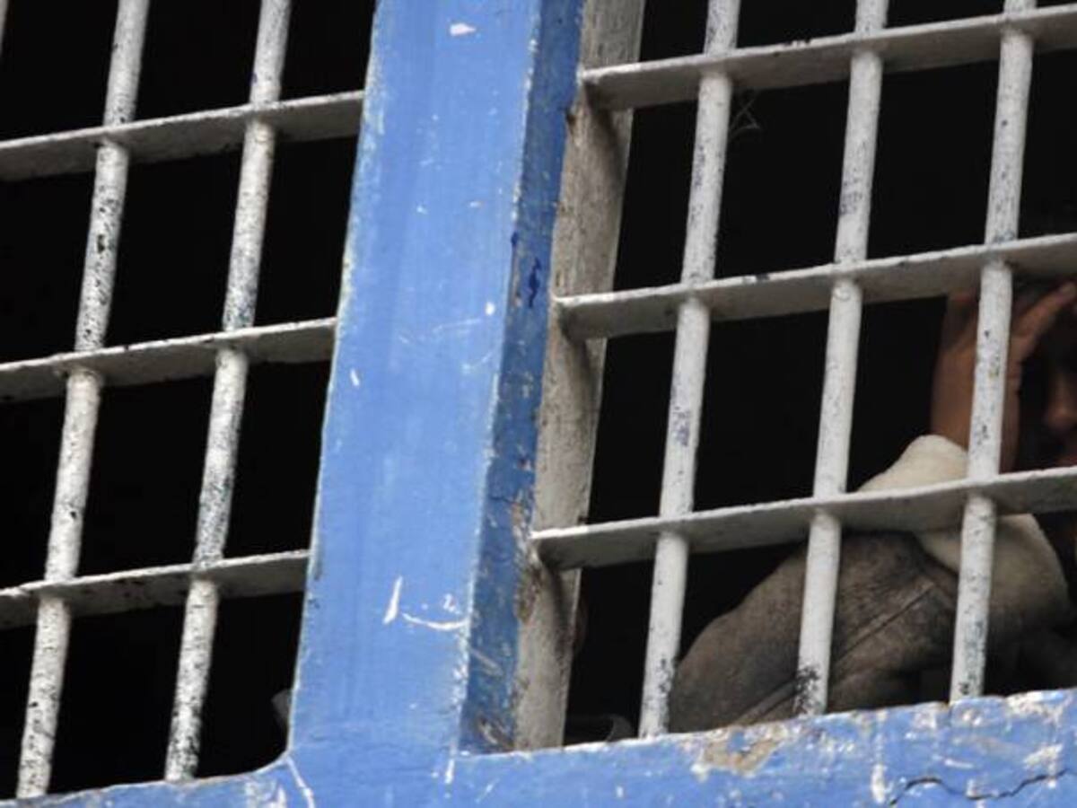 Contraloría advierte irregularidades en pagos por brazaletes electrónicos