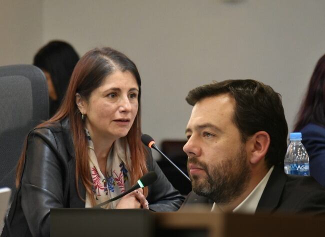 Defensora del Pueblo, Iris Marín, y alcalde de Bogotá, Carlos Fernando Galán