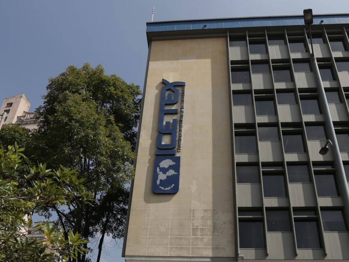 Debemos humanizar el Icetex: Mauricio Toro