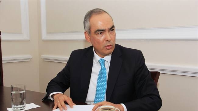 Rodrigo Rivera afirmó que se debe revisar el artículo 63 para que no entren narcotraficantes colados, o que aleguen que su delito es conexo a la rebelión que cometieron las Farc. Foto: Colprensa