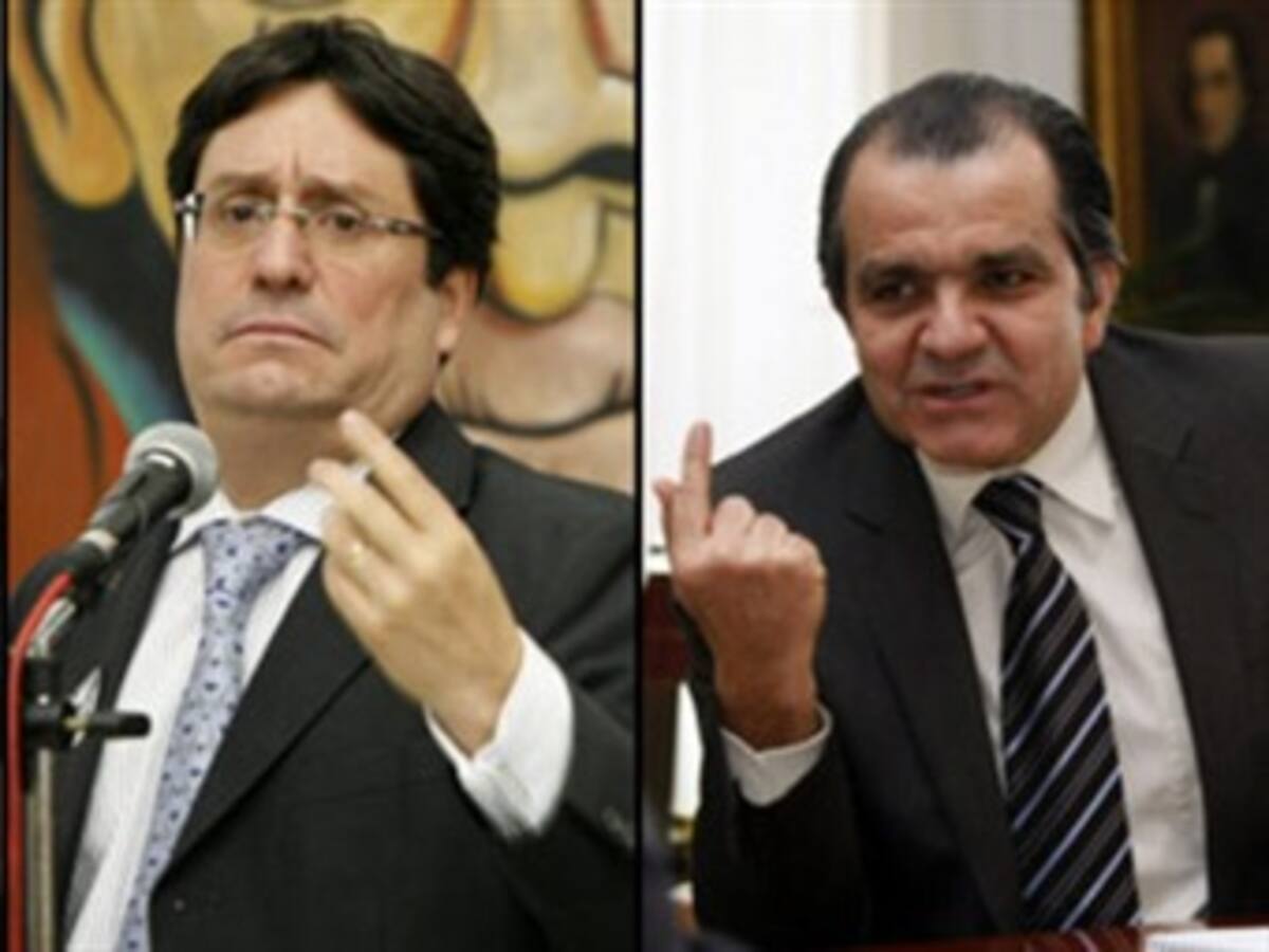 Precandidatos uribistas estarán unidos gane quien gane la convención