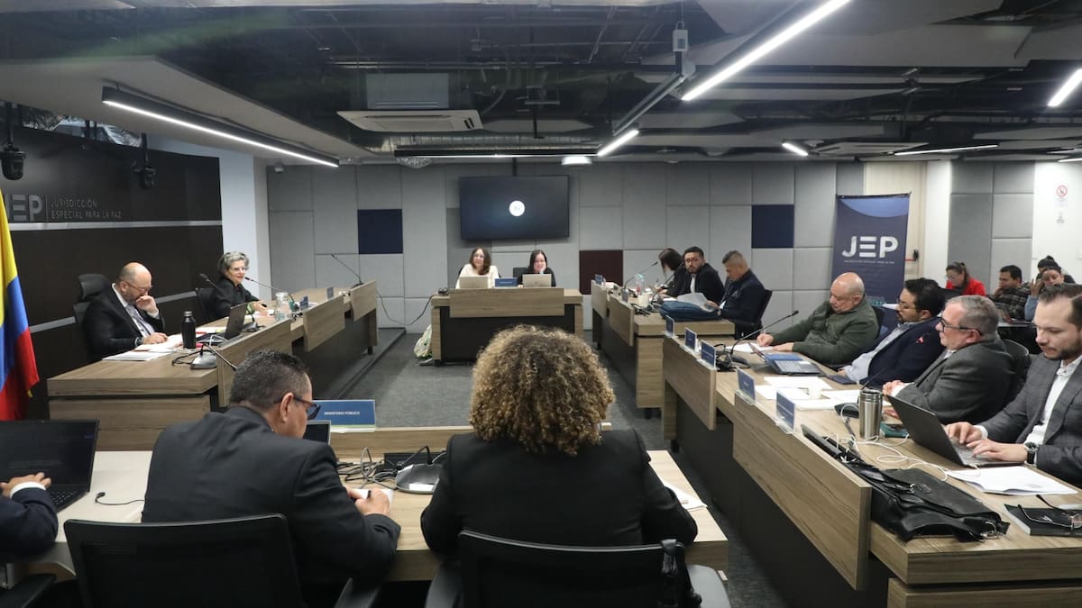 14 exFarc del Bloque Oriental rindieron versión ante JEP por atentados contra Germán Vargas