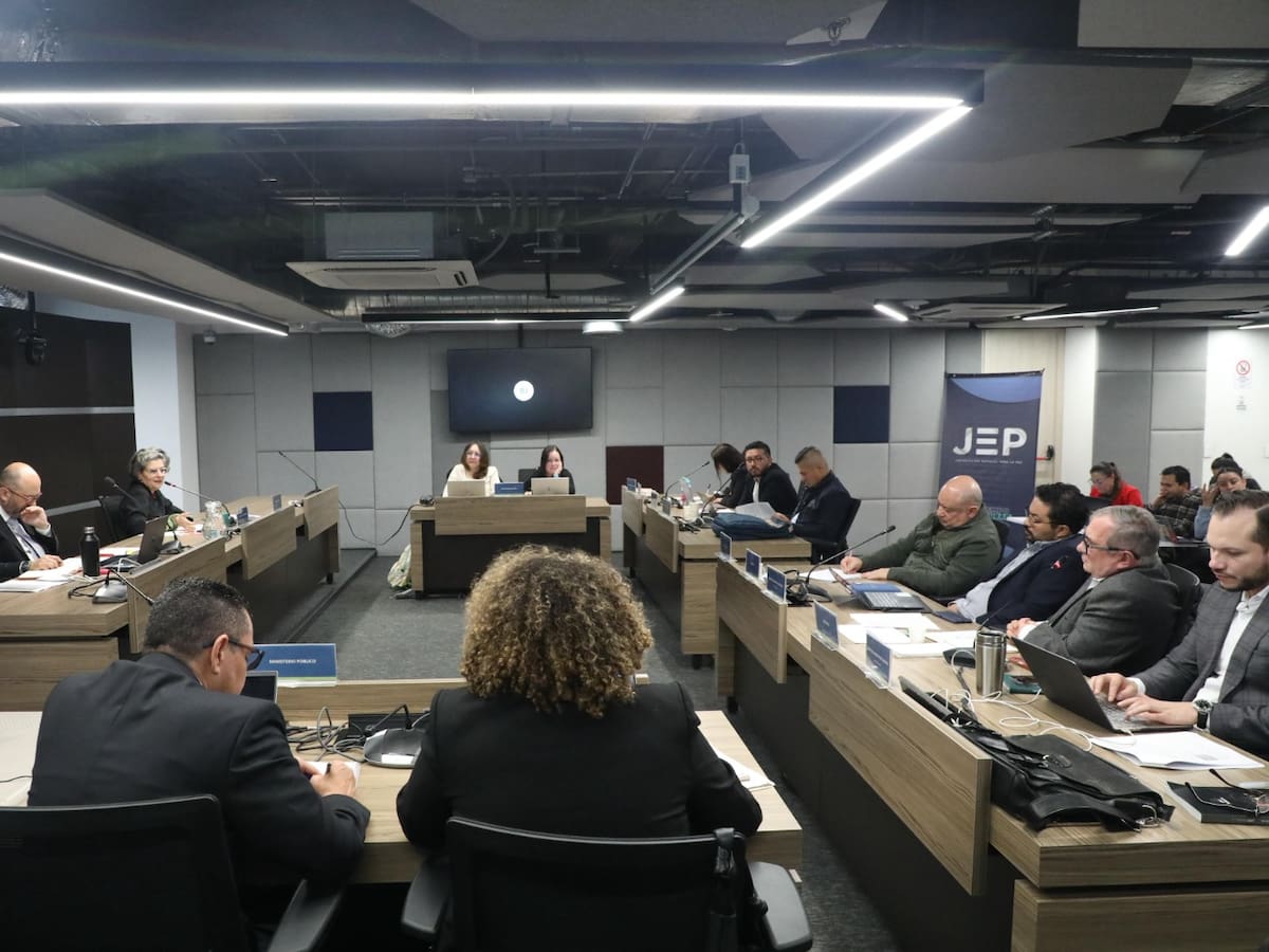 14 exFarc del Bloque Oriental rindieron versión ante JEP por atentados contra Germán Vargas