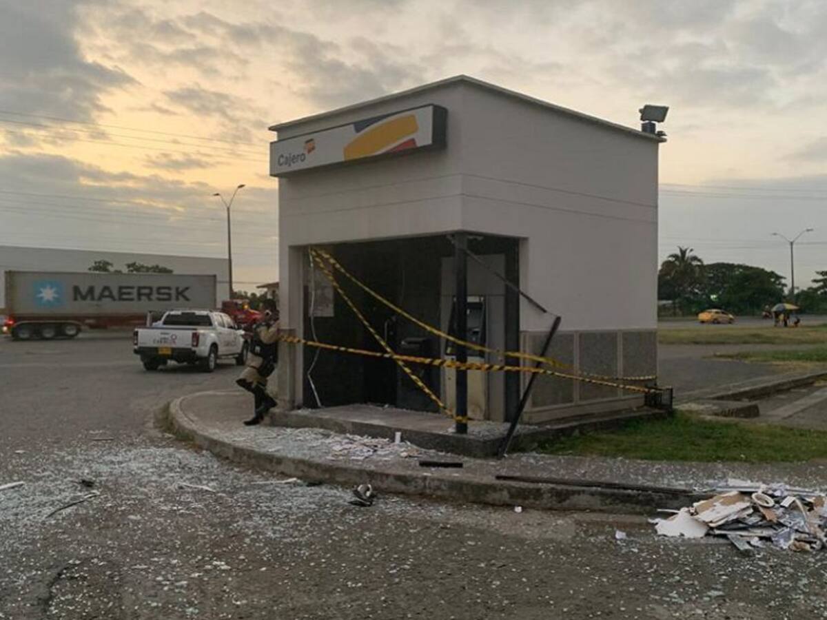 Instalaron explosivos contra un cajero automático en la vía Cali-Yumbo