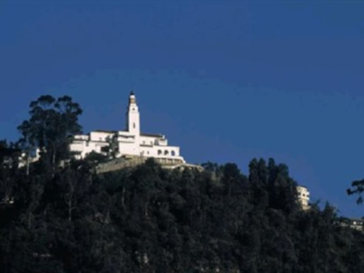 Sendero de Monserrate no se abriría por deslizamientos