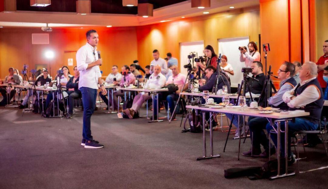 Juan Pablo Gallo apuesta por un servicio logístico 