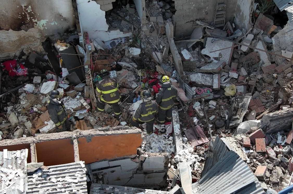 De la explosión se observaron juegos pirotécnicos en el área. Foto Redes Sociales.