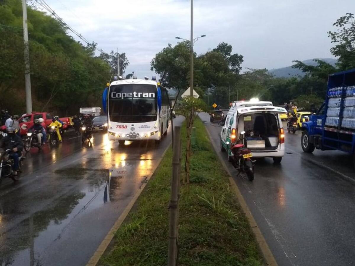 VIDEO: Congestión vehícular por accidente en la autopista