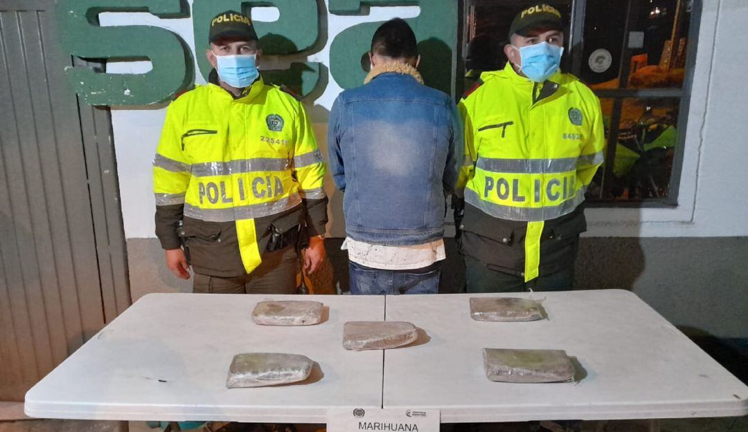 Capturado al entregar un domicilio de marihuana