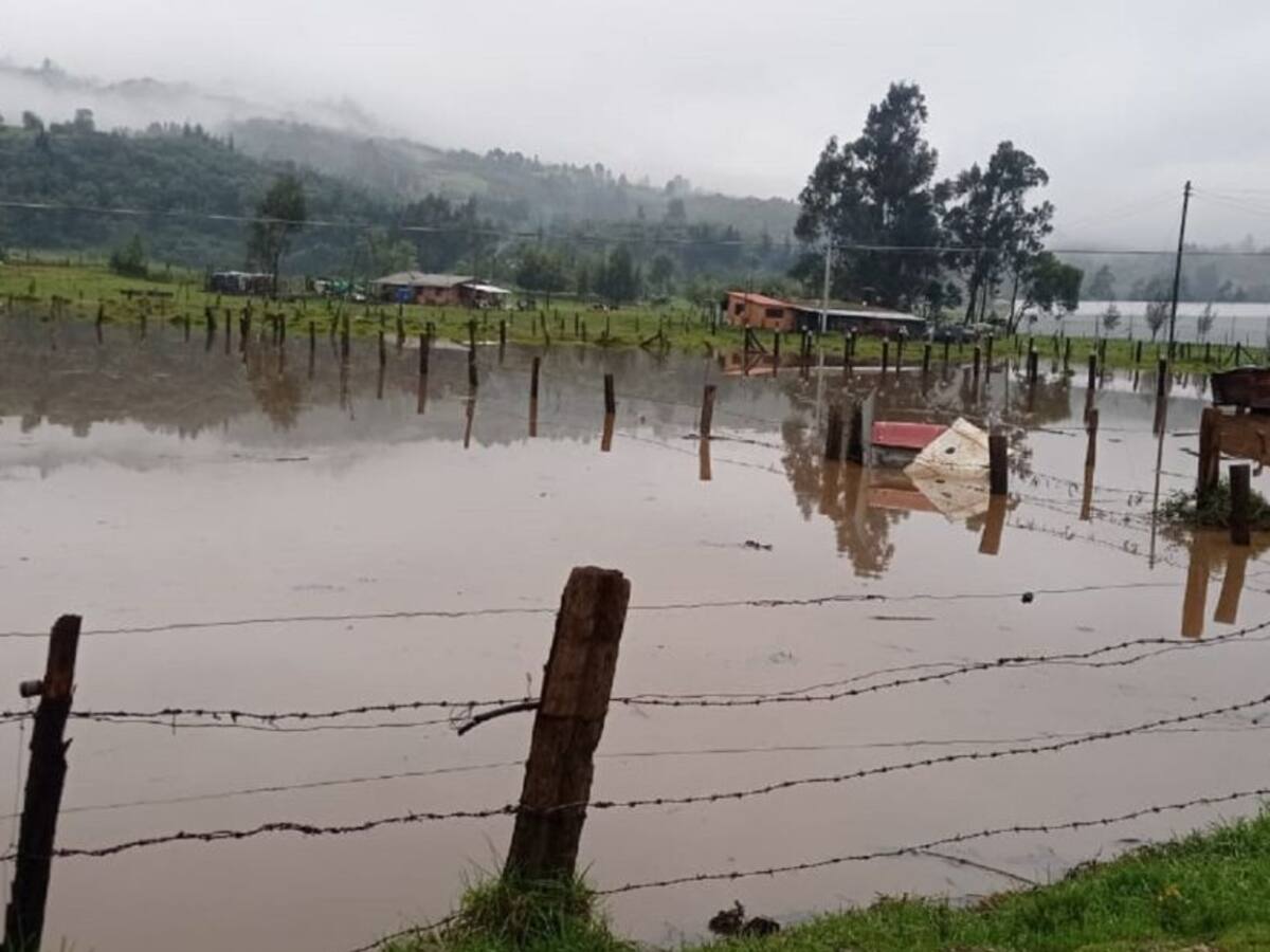Lluvias han afectado a más de 5 mil personas de 90 municipios de Cundinamarca
