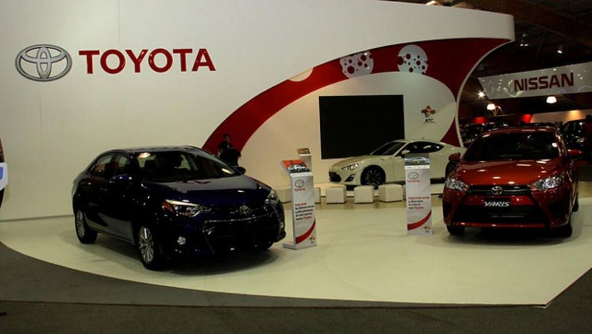 Los amantes de los automóviles se dan cita en Corferias donde se exhiben más de 1000 vehículos con  modelos recientes de las más reconocidas marcas de automóviles a nivel mundial.