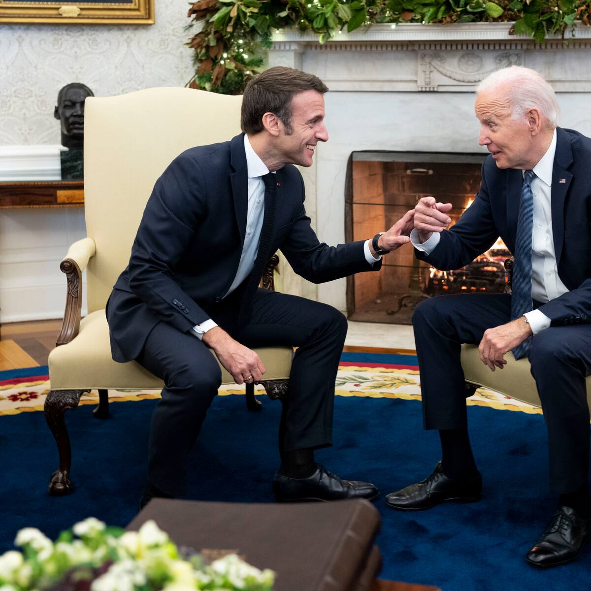 Macron y Biden se reúnen y coinciden en hacer frente a la guerra rusa en Ucrania