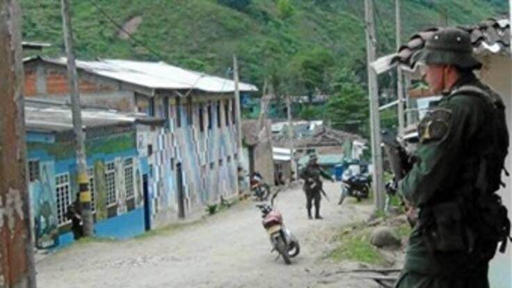 Fuerza Pública garantiza seguridad del Consejo de ministros en Toribío