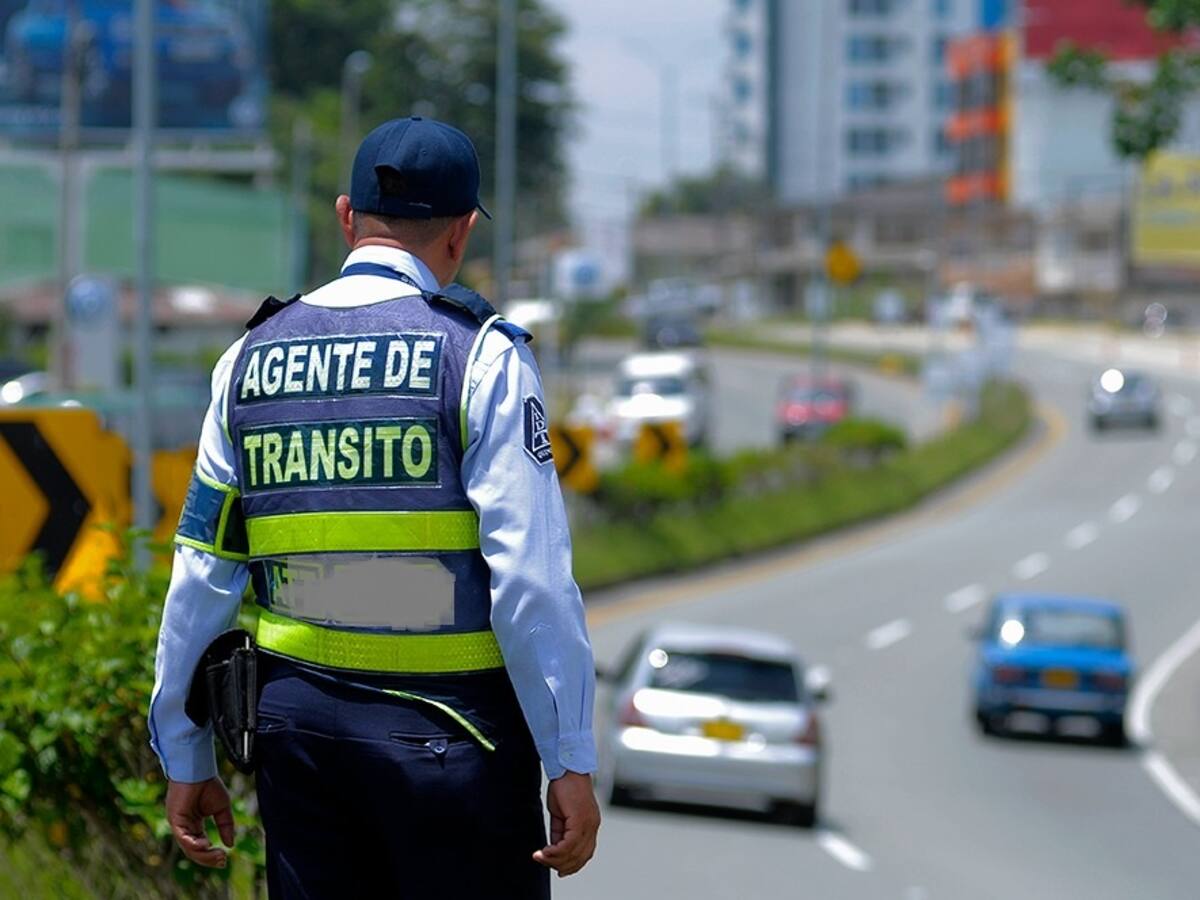 Investigan subcomandante de Idtq, Quindío al parecer por pedir dinero para evitar un parte