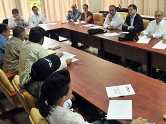 Equipos negociadores en La Habana. Foto: Colprensa.