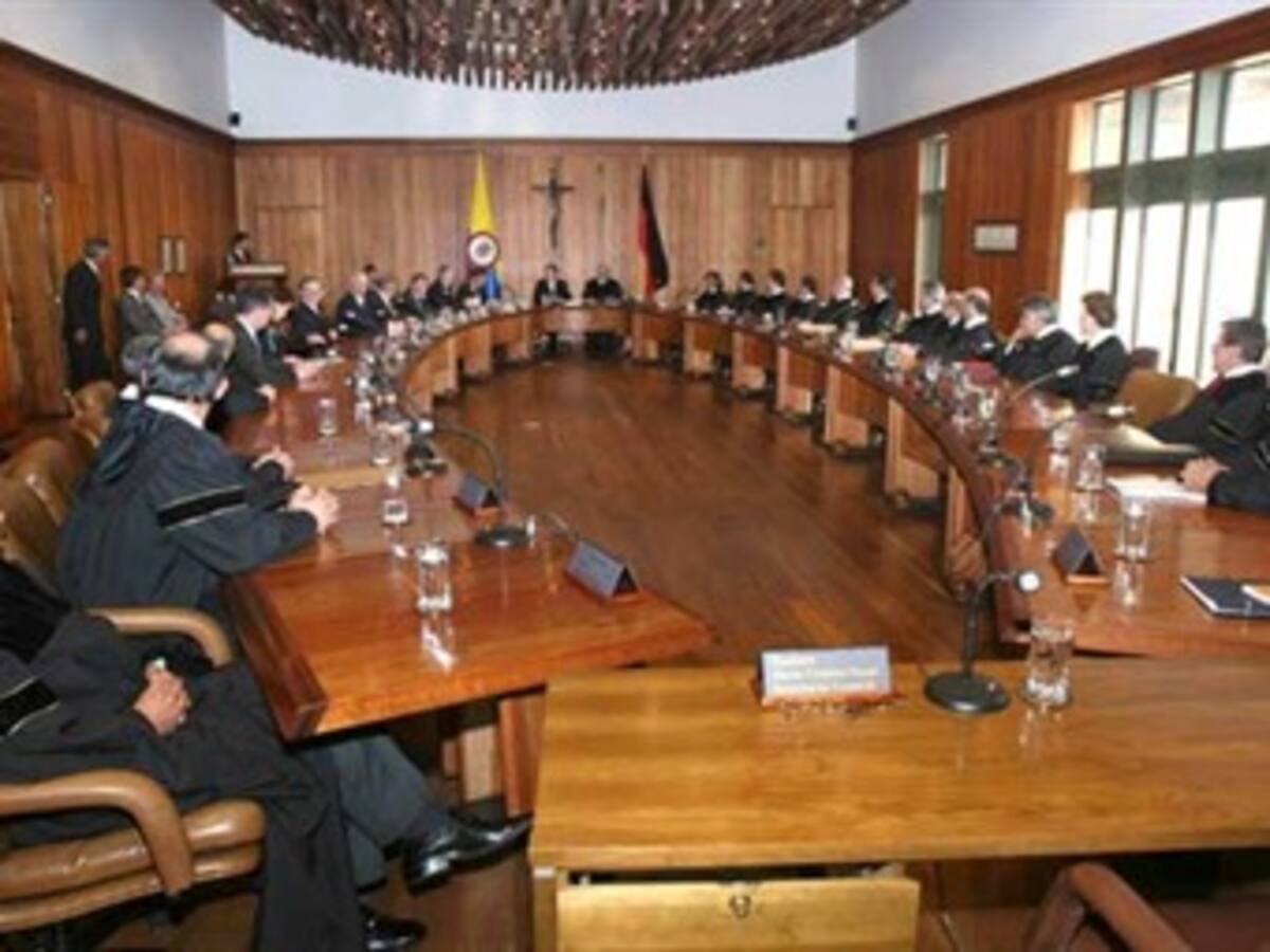 Todos los magistrados tendrán carros blindados para final de año: Judicatura
