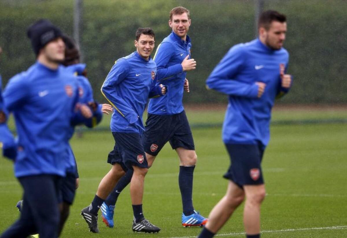 El equipo portugués de los colombianos Martínez y Quintero enfrentará al Zenit ruso y el club inglés se verá con Borussia Dortmund.