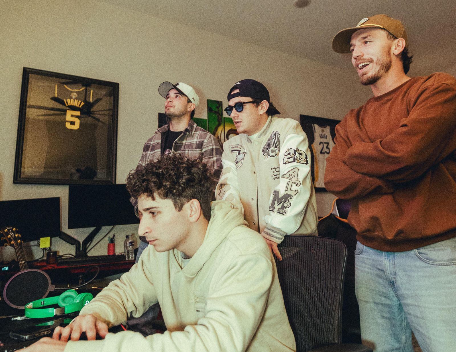 Carlos Marcelo y Corkidi reviven “Corazón Partío” con alma electrónica