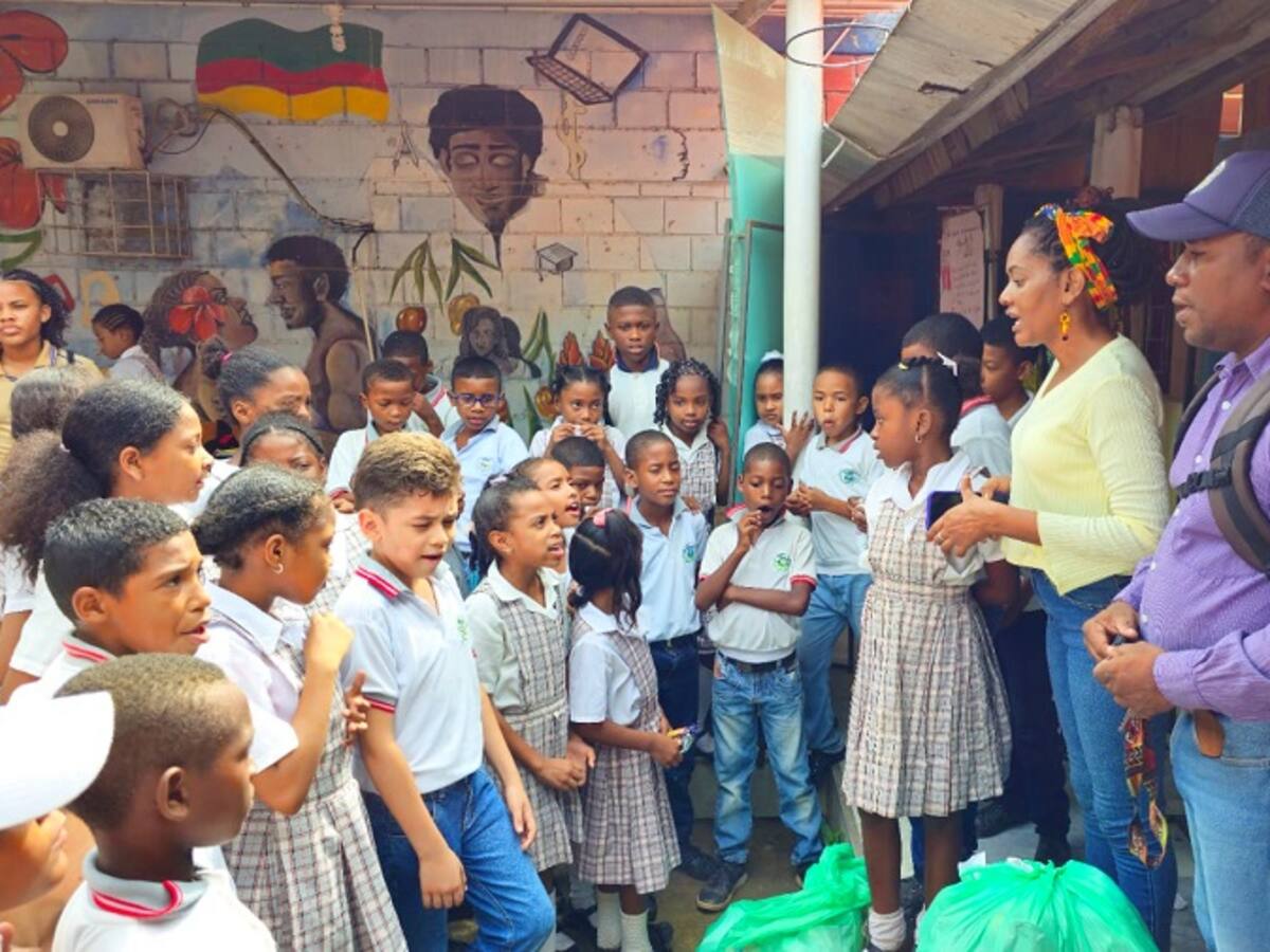 Estudiantes de María La Baja se forman como “guardianes del medio ambiente”
