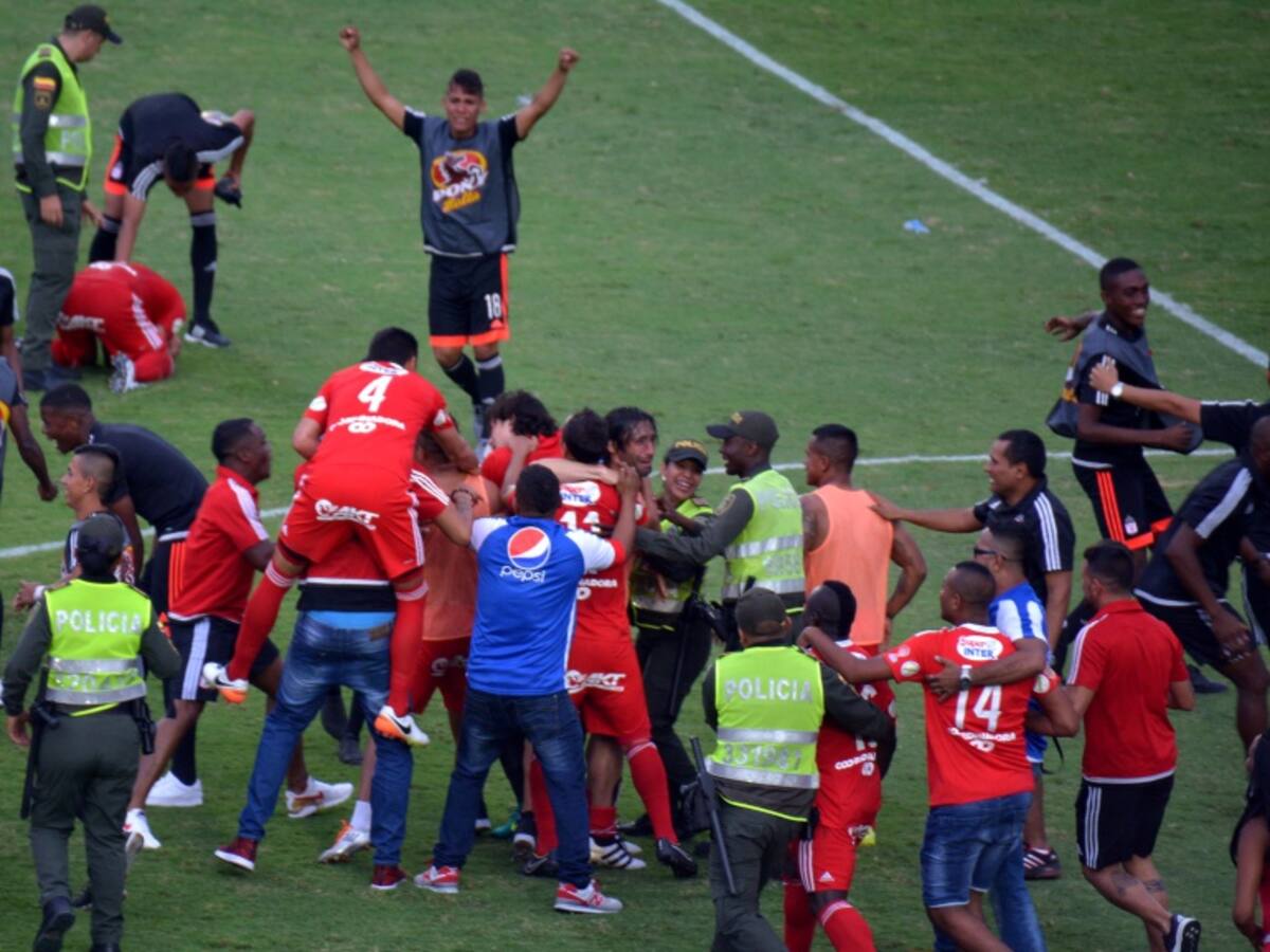 América ya piensa en el 2017; delanteros y volantes las prioridades de Torres