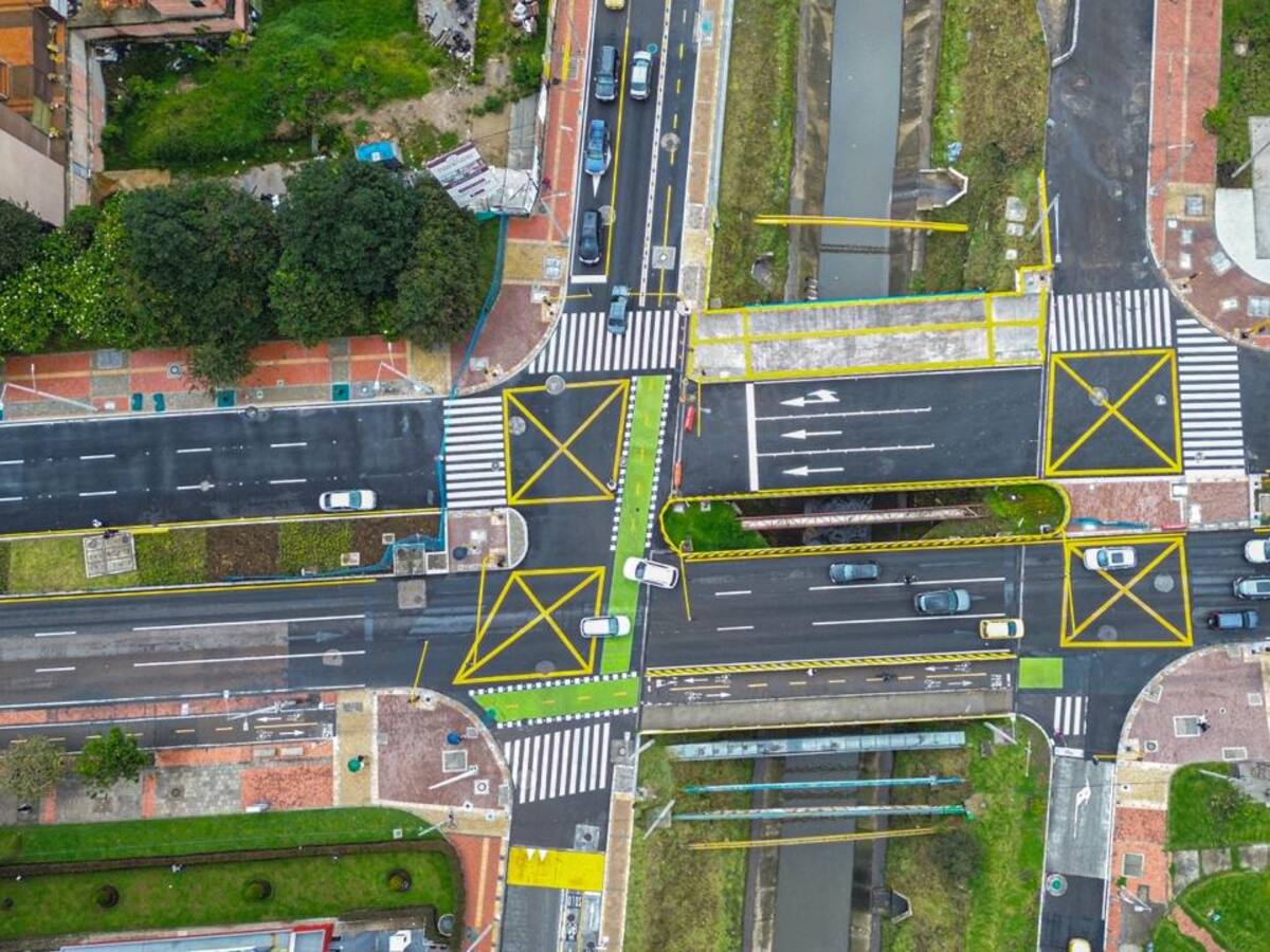 En Bogotá entregaron la obra de la av. La Sirena, en calle la 153