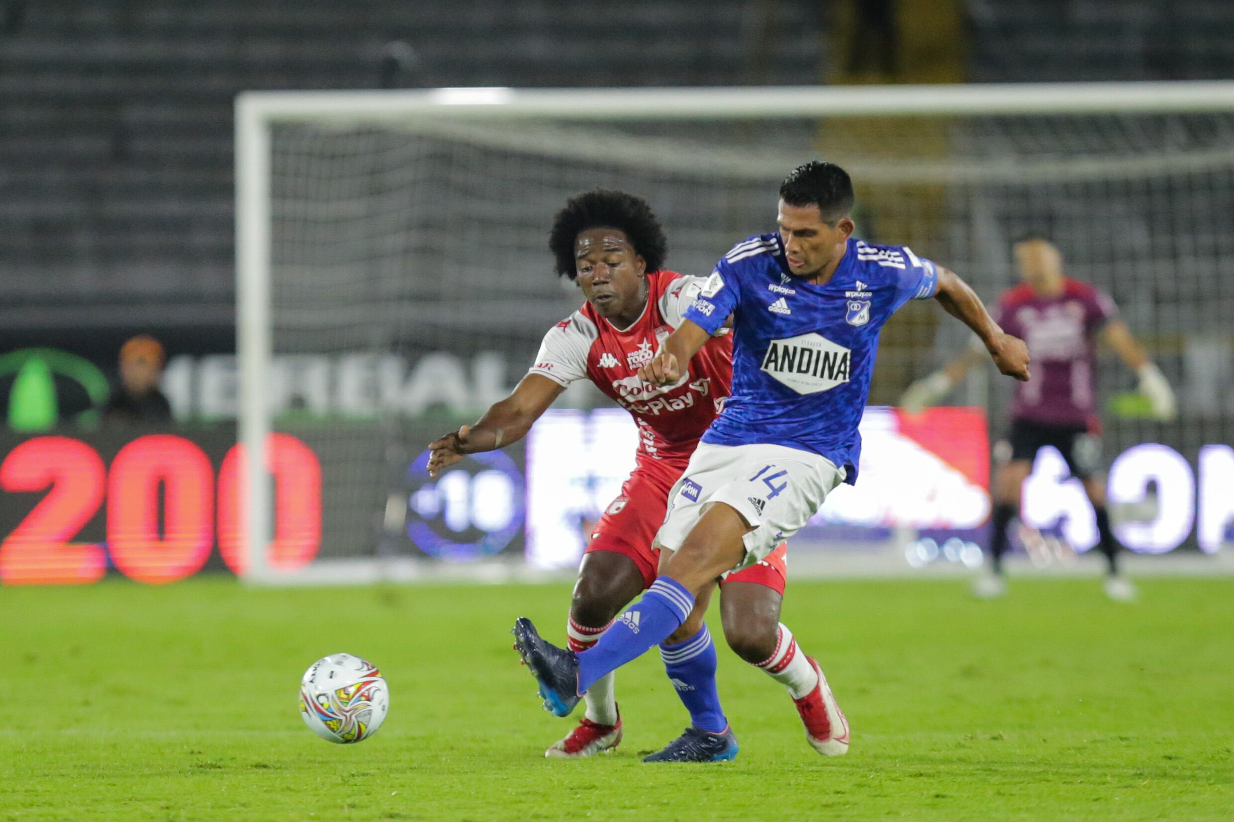 BOGOTA. Septiembre 03 de 2022. Independiente Santa Fe enfrenta a Millonarios en juego válido por la fecha 10 de la Liga BetPlay II en el estadio Nemesio Camacho el Campin. (Colprensa-Mariano Vimos).