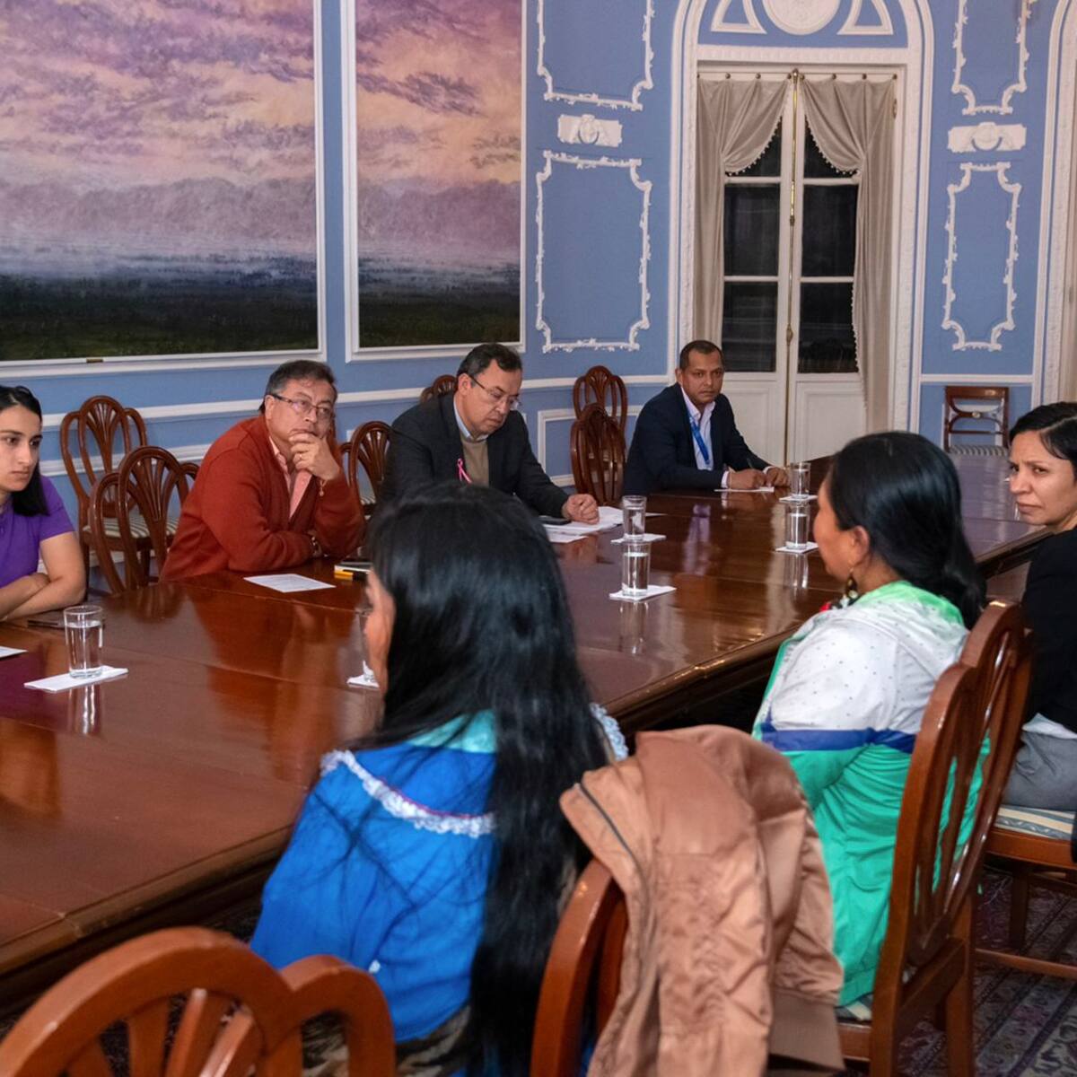 Gobierno anuncia ayudas y asistencia médica para indígenas, tras protestas en Bogotá