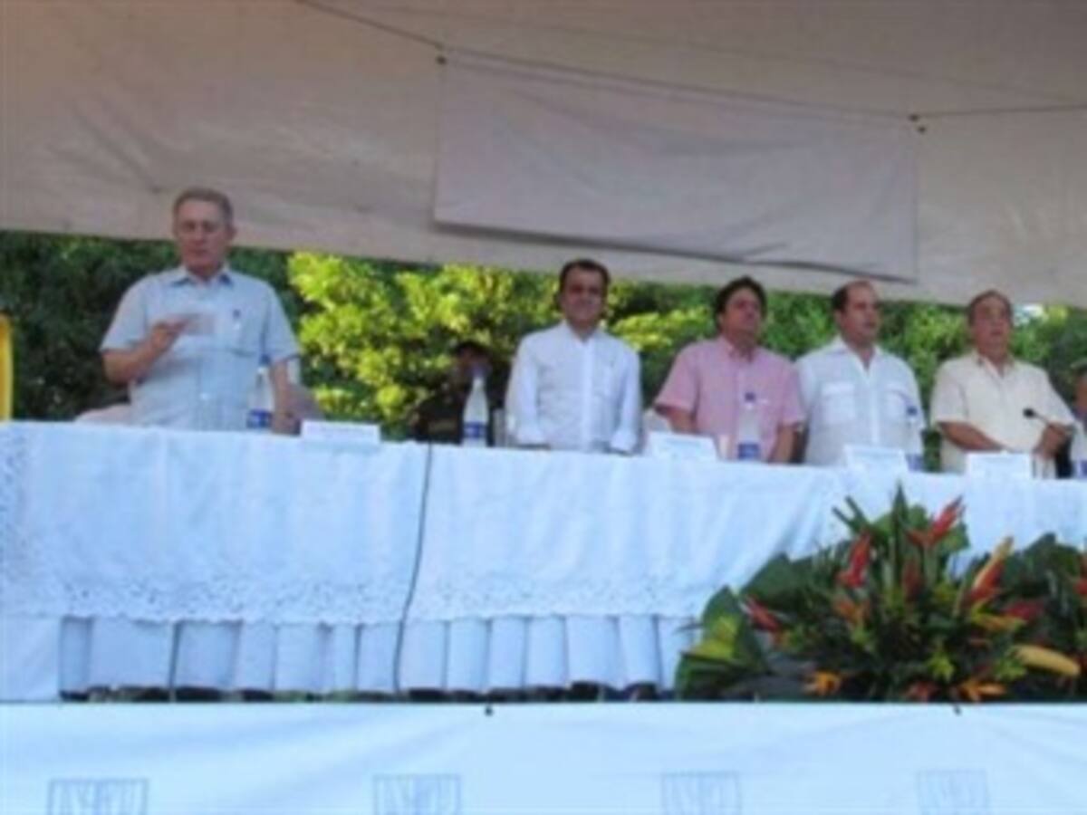 El Puro Centro Democrático parece el Puro 'cuento' Democrático: Roy Barreras
