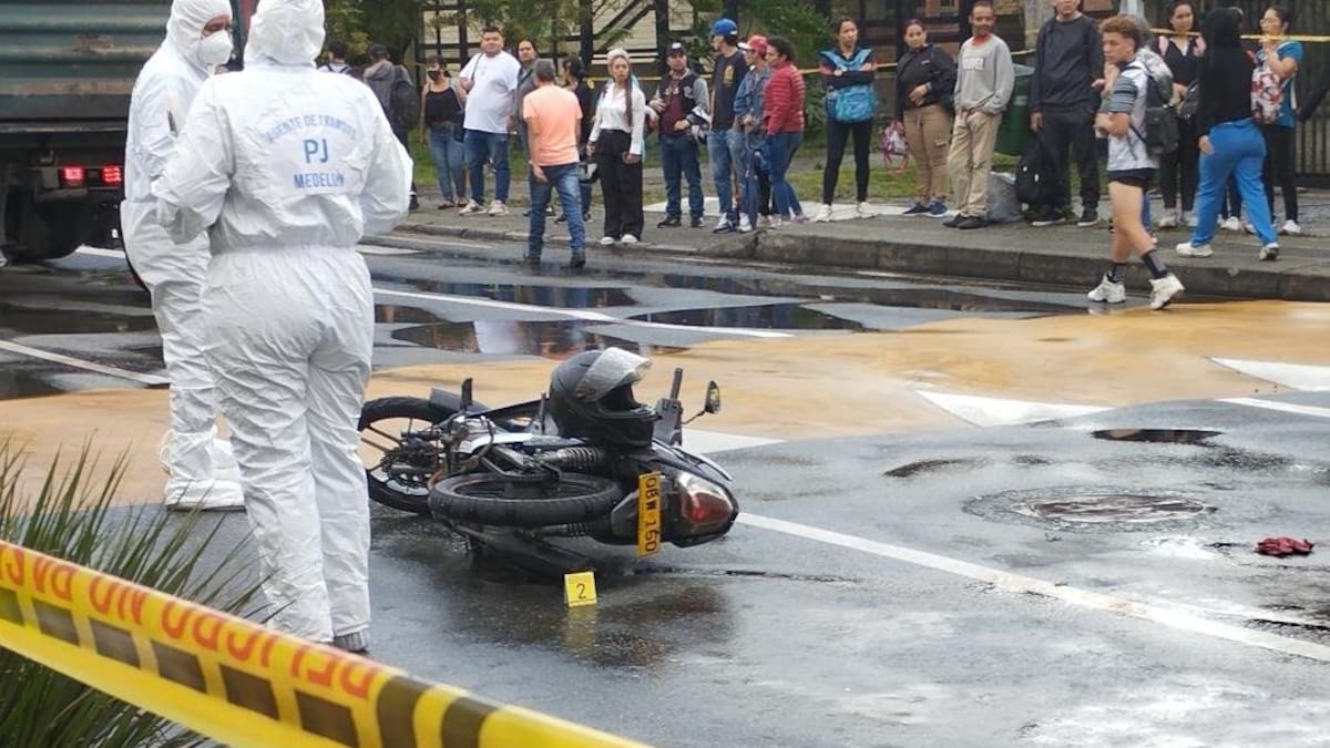 Trágico accidente en Neiva deja dos auxiliares de Policía muertos y una joven herida