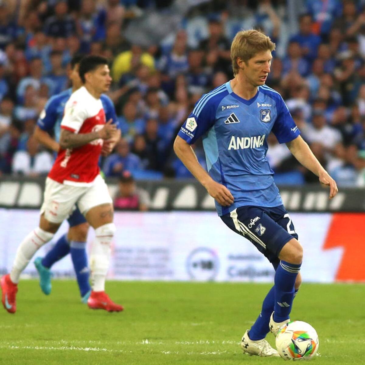 Revelan audios del VAR: ¿Andrés Llinás tuvo que haber sido expulsado en el Santa Fe-Millonarios?