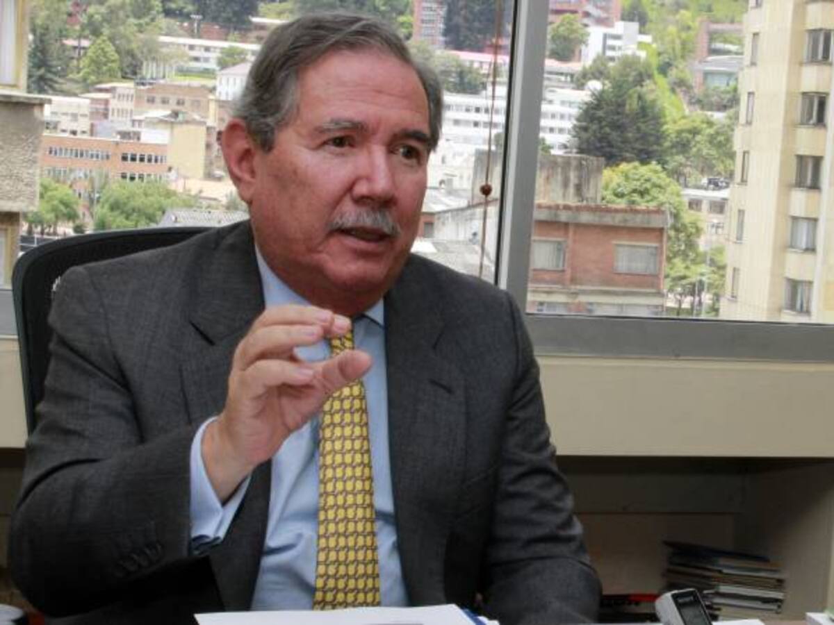 Fenalco propone al Gobierno suspensión temporal del IVA para reactivar economía