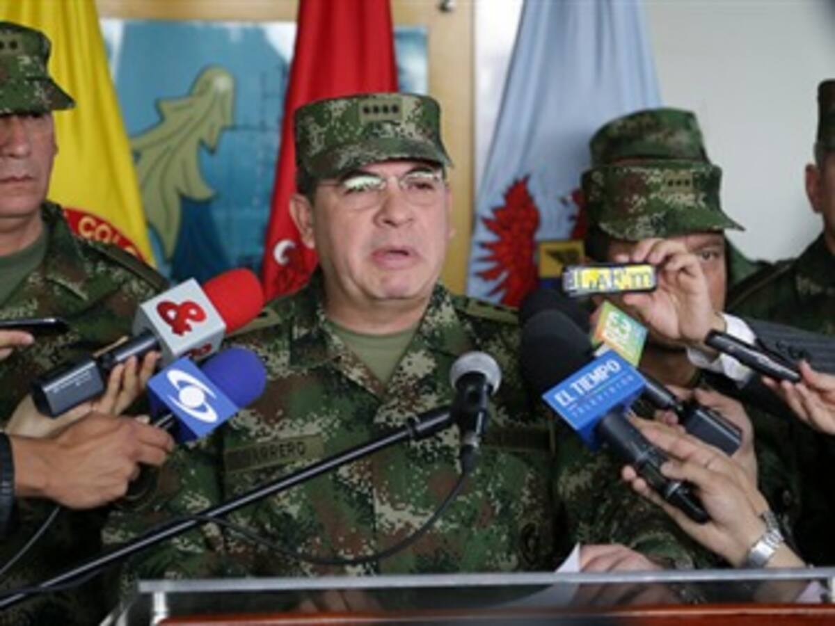 Mi salida obedece a razones políticas: general Leonardo Barrero
