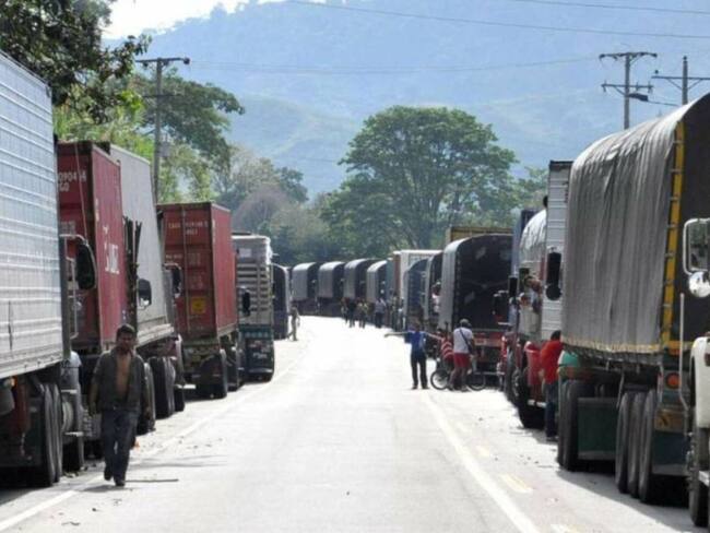 Transportadores suspenderán operaciones entre Risaralda y Chocó