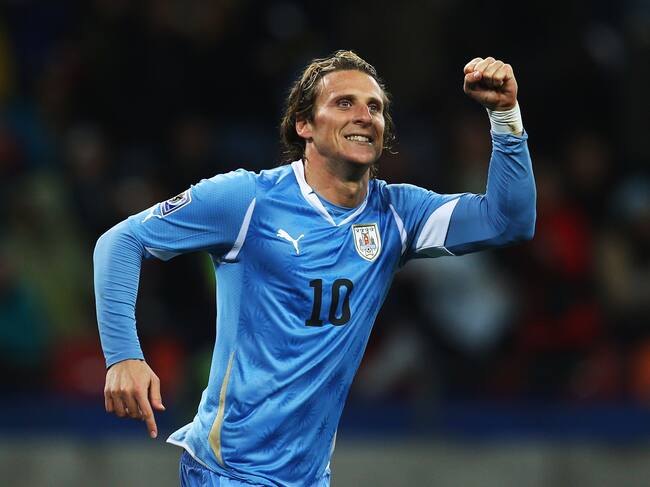 Diego Forlan of Uruguay (Photo by Quinn Rooney - FIFA/FIFA via Getty Images)