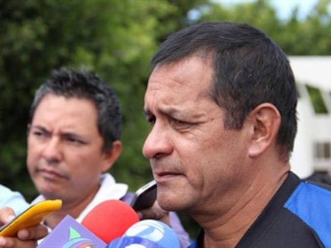 Respaldo condicionado de los directivos del Caldas a Pompilio Páez