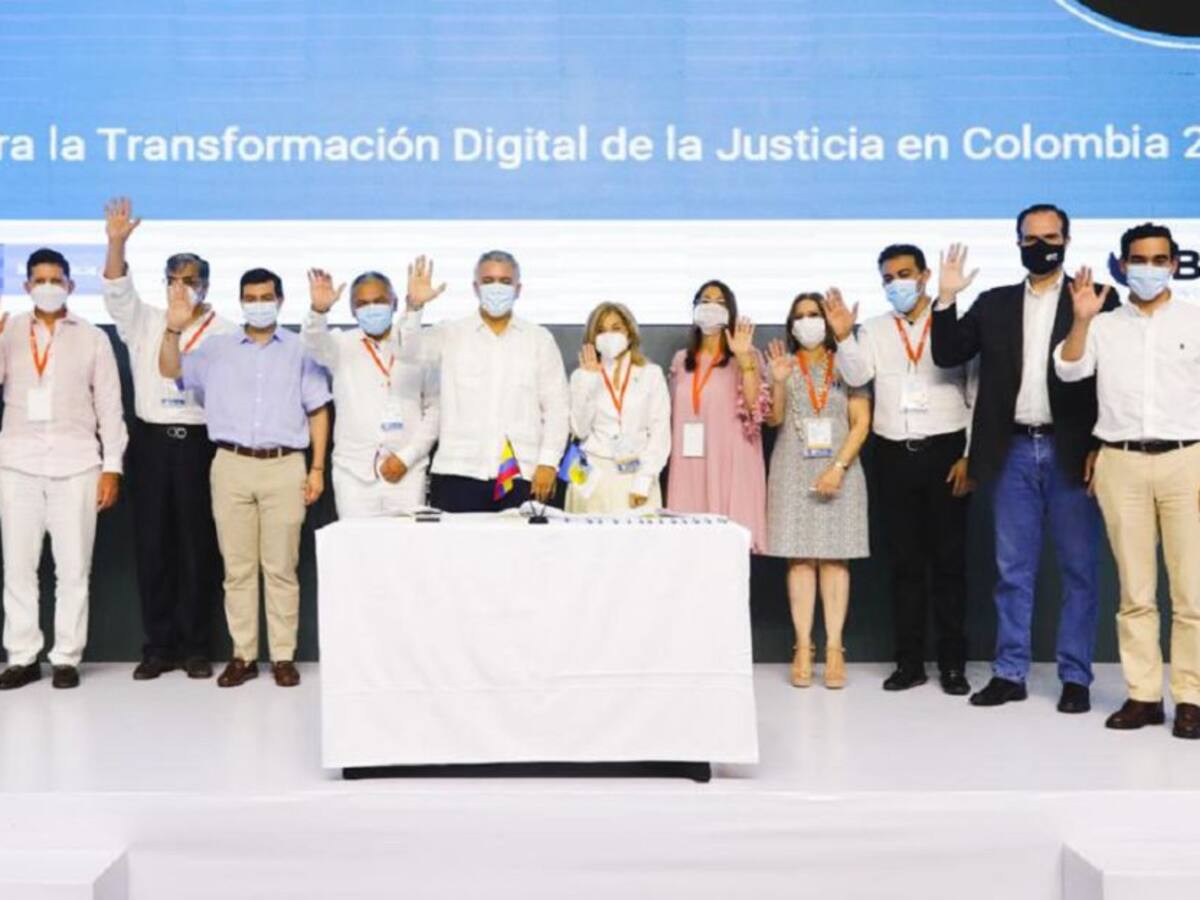 Las dos opciones de Duque para producir vacunas en Colombia