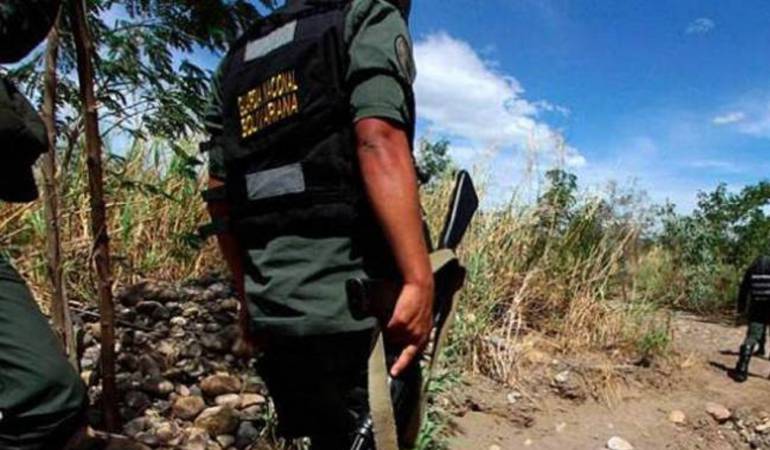 Combates guardia venezolana y presuntos miembros del ELN / Foto Archivo