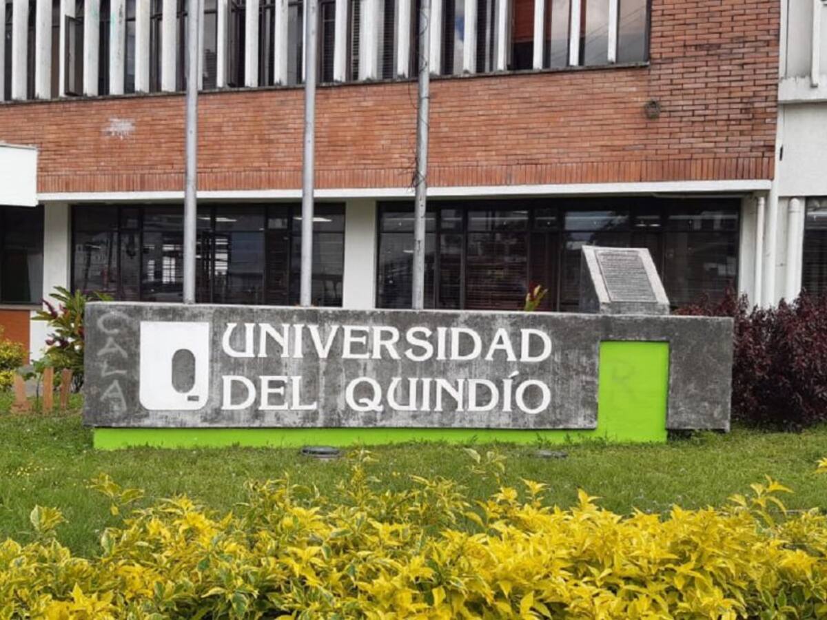 Clases presenciales, matrícula cero y vacunación COVID en Uniquindío
