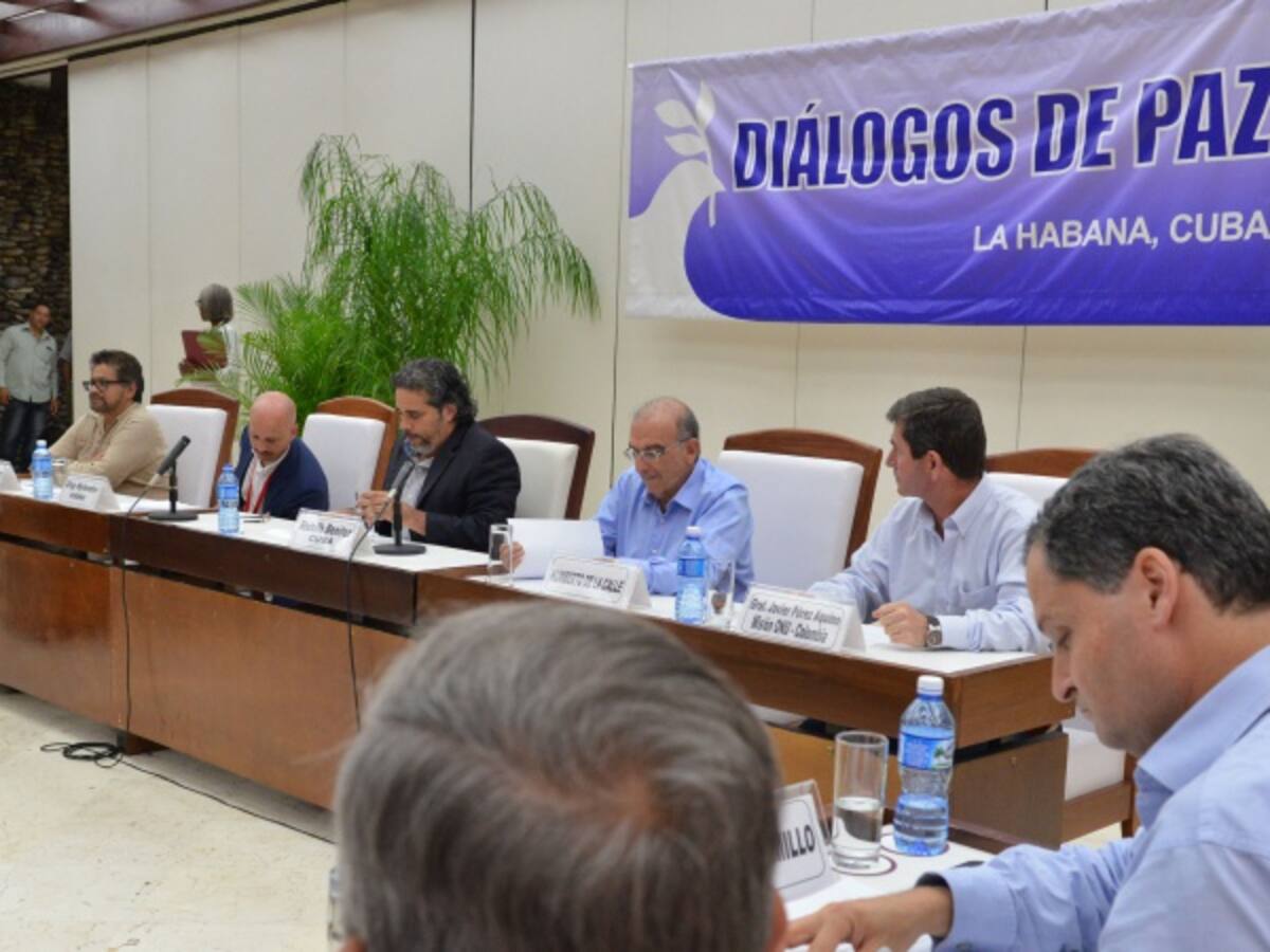 Lista comisión de las Farc que verificará desde Bogotá el desarme